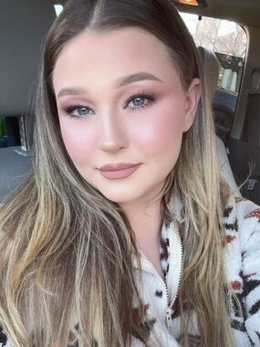 Meet your Posher, Hailey